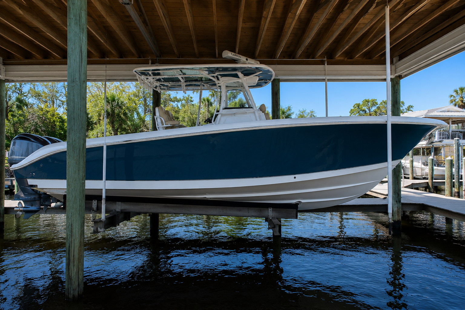 Boats & Marinas